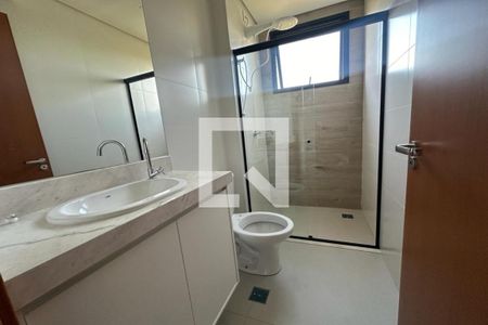 Banheiro da Suíte de apartamento para alugar com 1 quarto, 47m² em Jardim Recreio , Ribeirão Preto