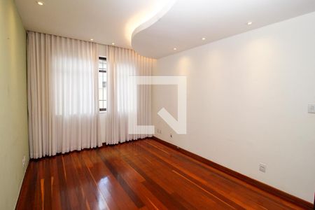 Sala de apartamento à venda com 4 quartos, 131m² em São Lucas, Belo Horizonte