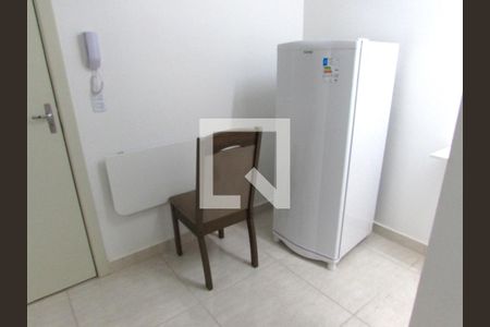 Cozinha de kitnet/studio para alugar com 1 quarto, 28m² em Vila Sonia, São Paulo