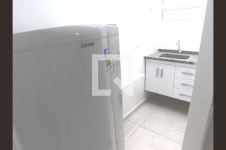 Cozinha de kitnet/studio para alugar com 1 quarto, 28m² em Vila Sonia, São Paulo