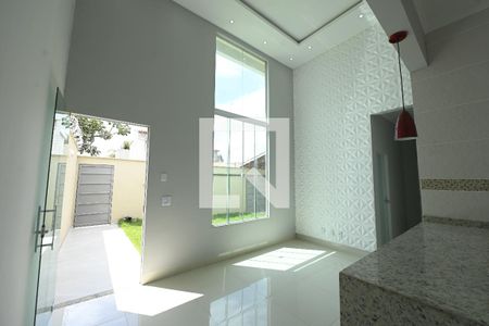 Sala/Cozinha de casa para alugar com 3 quartos, 132m² em Parque das Paineiras (1,2,3 E 4 Etapa), Goiânia