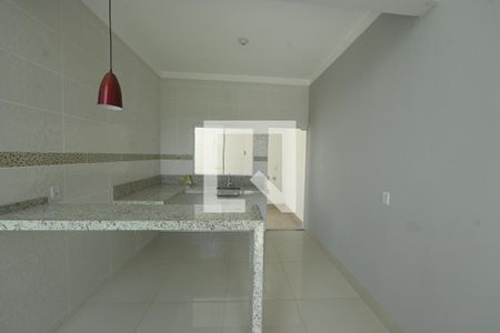 Sala/Cozinha de casa para alugar com 3 quartos, 132m² em Parque das Paineiras (1,2,3 E 4 Etapa), Goiânia