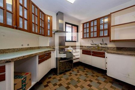 Apartamento à venda com 4 quartos, 220m² em Sumarezinho, São Paulo