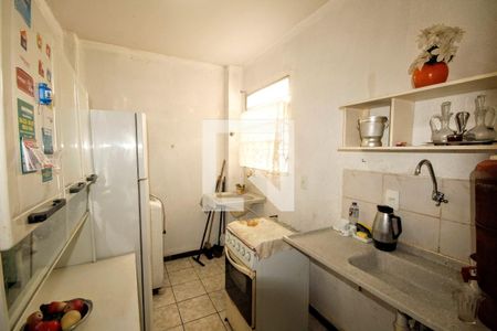 Cozinha de apartamento à venda com 2 quartos, 42m² em Juliana, Belo Horizonte