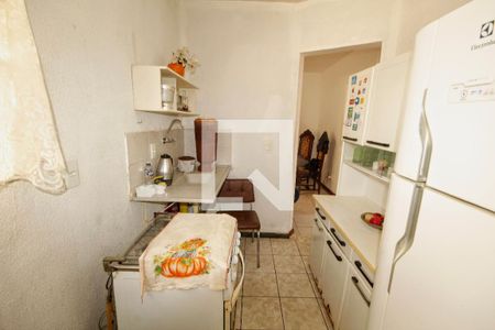 Cozinha de apartamento à venda com 2 quartos, 42m² em Juliana, Belo Horizonte