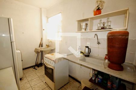 Cozinha de apartamento à venda com 2 quartos, 42m² em Juliana, Belo Horizonte