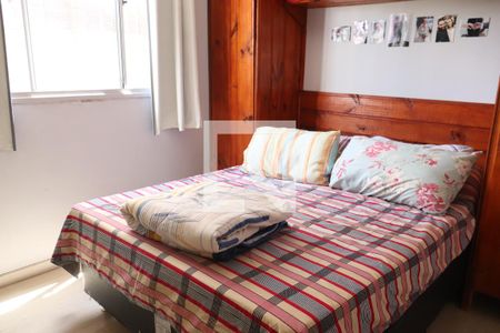 Quarto 01 de apartamento para alugar com 2 quartos, 70m² em Santos Dumont, São Leopoldo