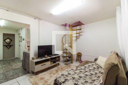 Sala de casa à venda com 3 quartos, 120m² em Conjunto Residencial José Bonifácio, São Paulo