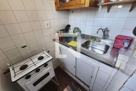 Cozinha de apartamento à venda com 1 quarto, 39m² em Botafogo, Rio de Janeiro