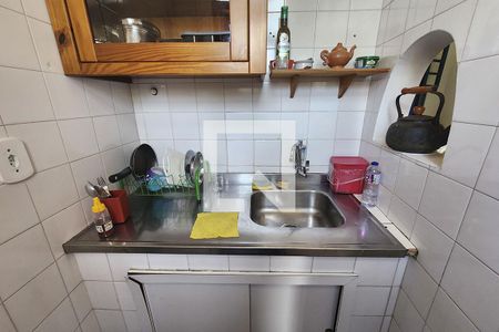 Cozinha de apartamento à venda com 1 quarto, 39m² em Botafogo, Rio de Janeiro