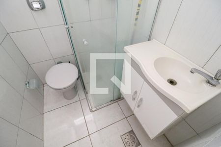 Banheiro de apartamento para alugar com 1 quarto, 27m² em Centro Histórico, Porto Alegre