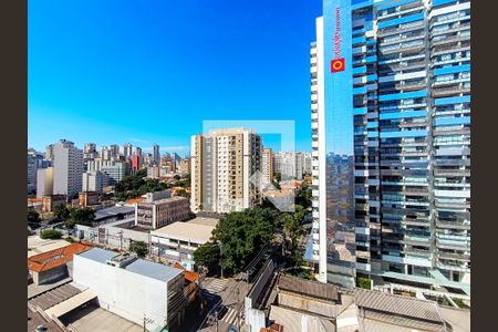 Sala/Cozinha - Vista de apartamento para alugar com 1 quarto, 24m² em Santa Cecilia, São Paulo
