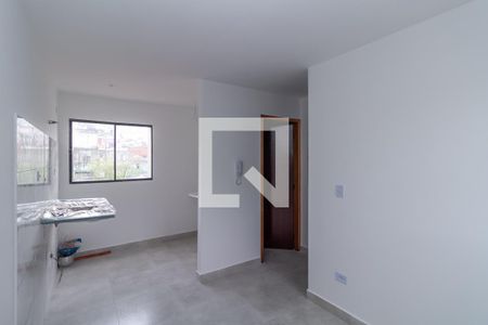 Cozinha de apartamento à venda com 2 quartos, 31m² em Cidade Continental, São Paulo