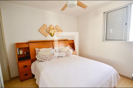 Quarto de apartamento para alugar com 3 quartos, 100m² em Sagrada Família, Belo Horizonte