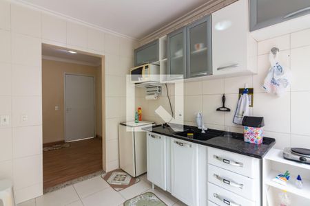 Cozinha  de casa de condomínio à venda com 2 quartos, 53m² em Quitaúna, Osasco