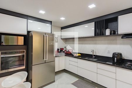 Cozinha de casa de condomínio à venda com 3 quartos, 190m² em Vila Aricanduva, São Paulo