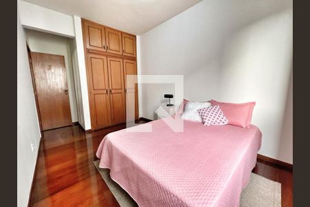 Quarto de apartamento à venda com 4 quartos, 165m² em Santo Antônio, Belo Horizonte