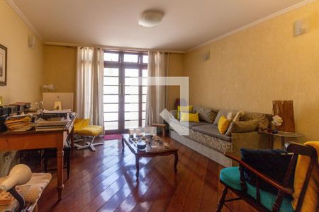 Sala de casa para alugar com 4 quartos, 220m² em Vila Mariana, São Paulo