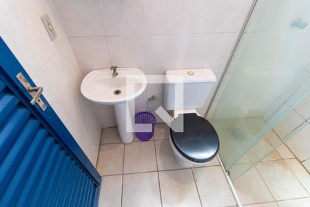 Studio para alugar com 30m², 1 quarto e 1 vaga Studio para alugar com 30m², 1 quarto e 1 vagaBanheiro