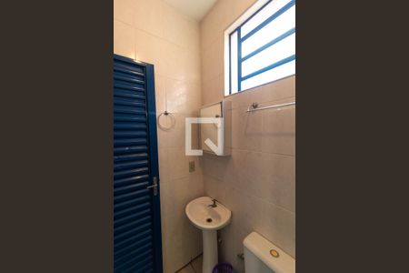 Studio para alugar com 30m², 1 quarto e 1 vaga Studio para alugar com 30m², 1 quarto e 1 vagaBanheiro