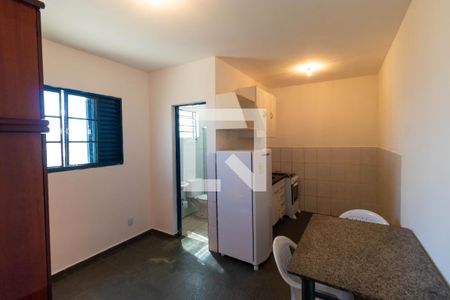 Studio para alugar com 35m², 1 quarto e 1 vaga Studio para alugar com 35m², 1 quarto e 1 vagaCozinha