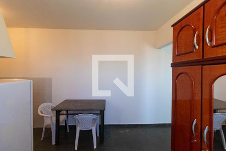 Sala de kitnet/studio para alugar com 1 quarto, 35m² em Cidade Universitária, Campinas