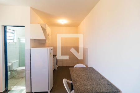 Studio para alugar com 35m², 1 quarto e 1 vaga Studio para alugar com 35m², 1 quarto e 1 vagaCozinha