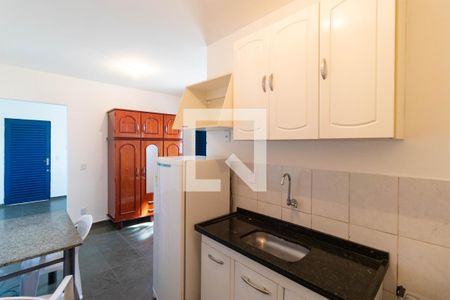 Studio para alugar com 35m², 1 quarto e 1 vaga Studio para alugar com 35m², 1 quarto e 1 vagaCozinha