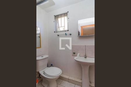 Banheiro de apartamento à venda com 2 quartos, 43m² em Rio dos Sinos, São Leopoldo
