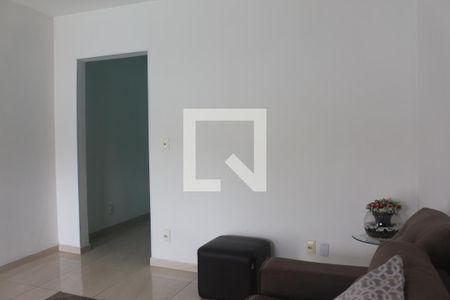 Sala de casa para alugar com 2 quartos, 110m² em Parque Santo Eduardo, São Paulo