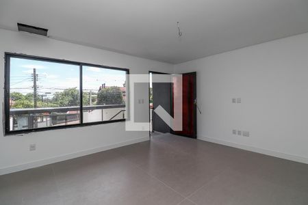 Sala de casa à venda com 3 quartos, 210m² em Chácara das Pedras, Porto Alegre
