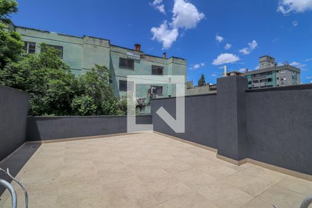 Casa à venda com 210m², 3 quartos e 4 vagas Casa à venda com 210m², 3 quartos e 4 vagasTerraço fundos