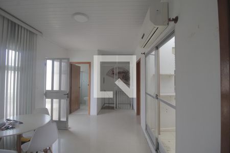 Sala 3 de casa para alugar com 5 quartos, 575m² em Harmonia, Canoas