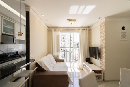 Sala de apartamento para alugar com 3 quartos, 56m² em Jardim Cocaia, Guarulhos