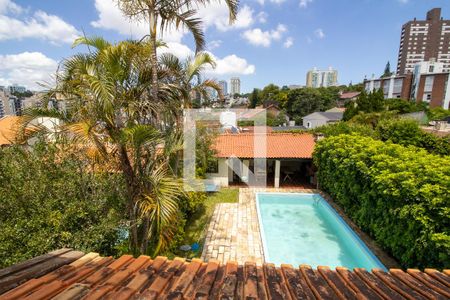 Casa à venda com 310m², 3 quartos e 4 vagas Casa à venda com 310m², 3 quartos e 4 vagasSuite 3 vista