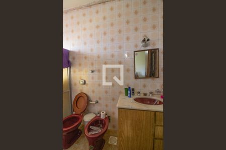 Casa à venda com 310m², 3 quartos e 4 vagas Casa à venda com 310m², 3 quartos e 4 vagasBanheiro da Suíte 3