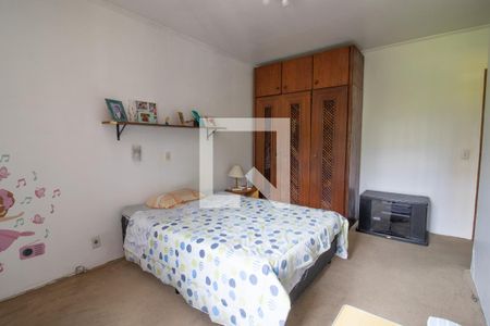 Casa à venda com 310m², 3 quartos e 4 vagas Casa à venda com 310m², 3 quartos e 4 vagasSuite 1