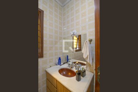 Casa à venda com 310m², 3 quartos e 4 vagas Casa à venda com 310m², 3 quartos e 4 vagasBanheiro da Suíte 1