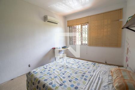 Casa à venda com 310m², 3 quartos e 4 vagas Casa à venda com 310m², 3 quartos e 4 vagasSuite 1