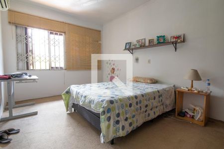 Casa à venda com 310m², 3 quartos e 4 vagas Casa à venda com 310m², 3 quartos e 4 vagasSuite 1