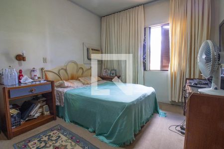 Casa à venda com 310m², 3 quartos e 4 vagas Casa à venda com 310m², 3 quartos e 4 vagasSuite 3