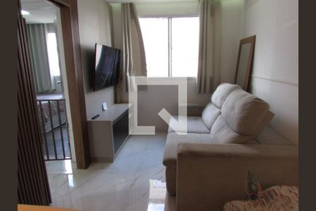 Sala de apartamento para alugar com 2 quartos, 42m² em Jardim Boa Vista (zona Oeste), Osasco
