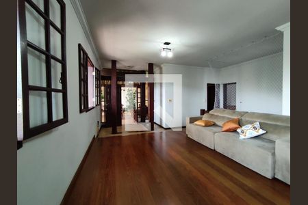 Sala de casa para alugar com 3 quartos, 300m² em Alvorada, Contagem