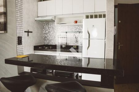 Cozinha de apartamento para alugar com 1 quarto, 45m² em Vila Leonor, São Paulo