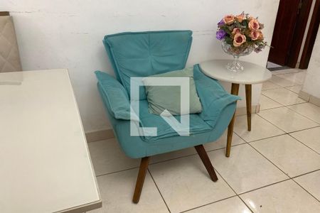 Sala de apartamento para alugar com 2 quartos, 77m² em Guilhermina, Praia Grande