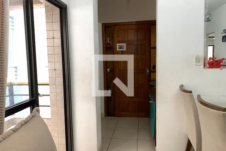 Sala de apartamento para alugar com 2 quartos, 77m² em Guilhermina, Praia Grande