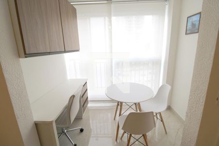 Varanda de kitnet/studio à venda com 1 quarto, 25m² em Vila Andrade, São Paulo