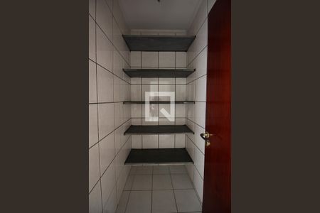 Apartamento para alugar com 264m², 4 quartos e 4 vagas Apartamento para alugar com 264m², 4 quartos e 4 vagasDespensa