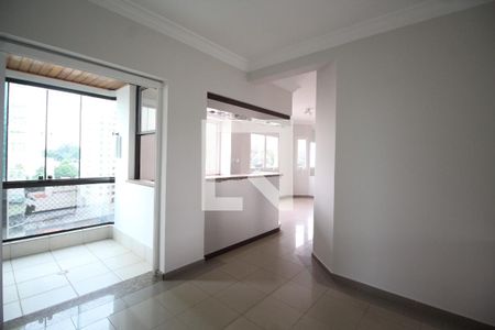 Apartamento para alugar com 264m², 4 quartos e 4 vagas Apartamento para alugar com 264m², 4 quartos e 4 vagasSala de Jantar