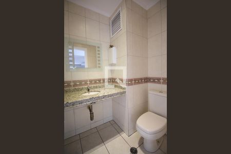 Apartamento para alugar com 264m², 4 quartos e 4 vagas Apartamento para alugar com 264m², 4 quartos e 4 vagasLavabo